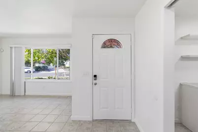 7024 Stanford Oak Drive, Sacramento, CA 95842 - Photo 5