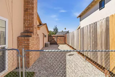 7024 Stanford Oak Drive, Sacramento, CA 95842 - Photo 27