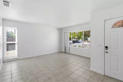7024 Stanford Oak Drive, Sacramento, CA 95842 - Photo 7
