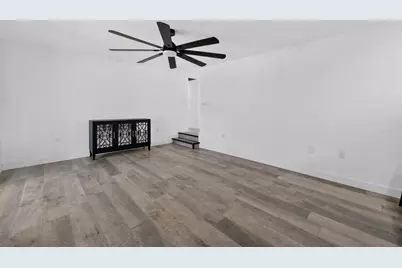 9430 Mazatlan Way, Elk Grove, CA 95624 - Photo 35