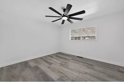 9430 Mazatlan Way, Elk Grove, CA 95624 - Photo 43