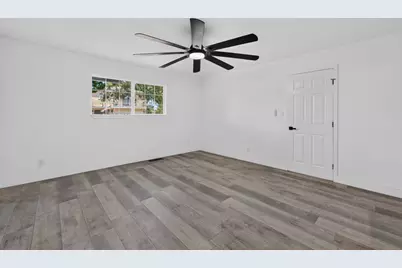 9430 Mazatlan Way, Elk Grove, CA 95624 - Photo 53