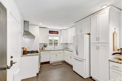 2305 22nd Avenue, Sacramento, CA 95822 - Photo 9