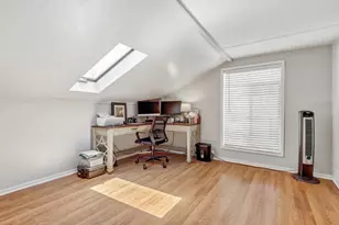 2305 22nd Ave, Sacramento, CA 95822 - Photo 19