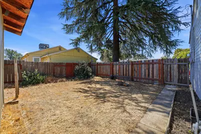 2237 Conifer Way, Sacramento, CA 95838 - Photo 27