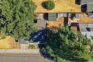 2237 Conifer Way, Sacramento, CA 95838 - Photo 33