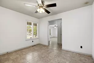 1730 Colombard Ct, Escalon, CA 95320 - Photo 9
