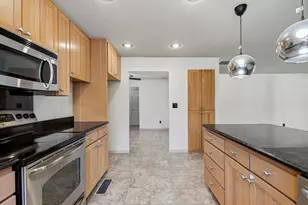 1730 Colombard Ct, Escalon, CA 95320 - Photo 13