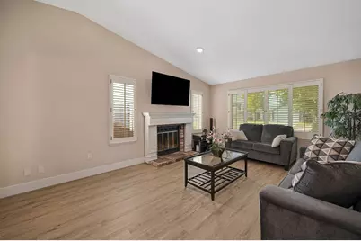 55 Bingham Circle, Sacramento, CA 95831 - Photo 11