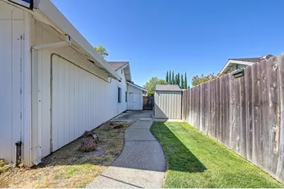 55 Bingham Circle, Sacramento, CA 95831 - Photo 45
