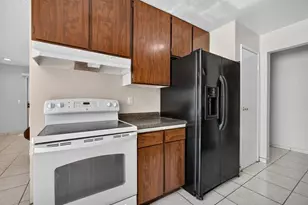 261 Graves Ave, Sacramento, CA 95838 - Photo 9