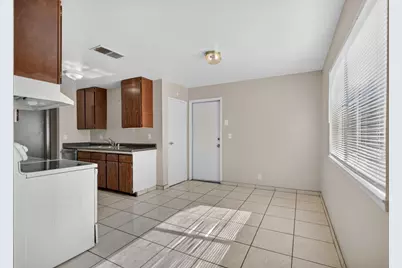 261 Graves Avenue, Sacramento, CA 95838 - Photo 11