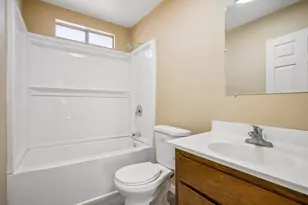 717 Erickson Ave, Modesto, CA 95351 - Photo 11