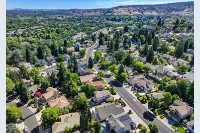 347 Silberhorn, Folsom, CA 95630 - Photo 3