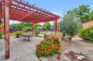 2440 Carlsbad Ave, Sacramento, CA 95821 - Photo 43