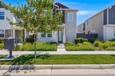 2708 Bathford Street, Sacramento, CA 95833 - Photo 3