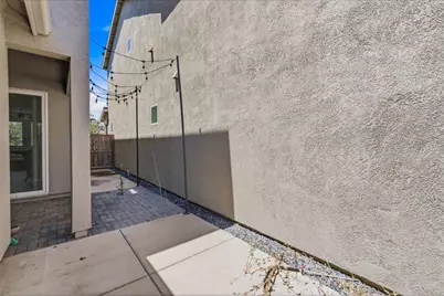 2708 Bathford Street, Sacramento, CA 95833 - Photo 39