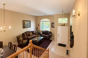 9630 McKenna Dr, Elk Grove, CA 95757 - Photo 5