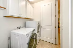 2205 Russell Cir, Woodland, CA 95776 - Photo 35