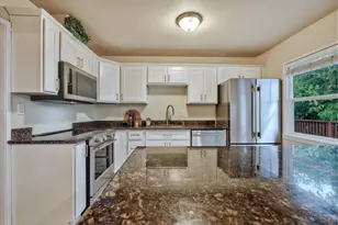 515 Hilltop Dr, Auburn, CA 95603 - Photo 5