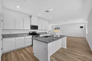 7646 Kobuk Vly Cir, Sacramento, CA 95829 - Photo 5
