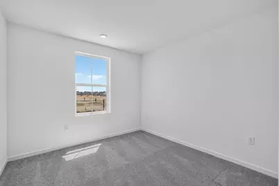 7646 Kobuk Valley Circle, Sacramento, CA 95829 - Photo 21