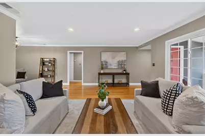 940 Coronado Boulevard, Sacramento, CA 95864 - Photo 13