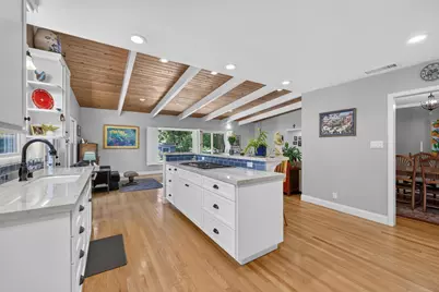 940 Coronado Boulevard, Sacramento, CA 95864 - Photo 15