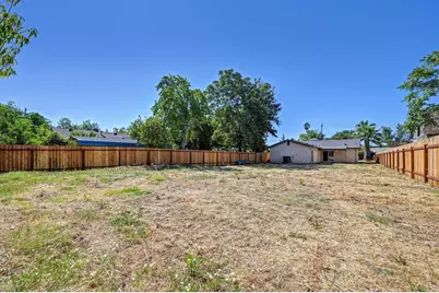 4271 Soledad Avenue, Sacramento, CA 95820 - Photo 37