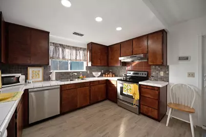 4271 Soledad Avenue, Sacramento, CA 95820 - Photo 17
