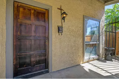 4271 Soledad Avenue, Sacramento, CA 95820 - Photo 11