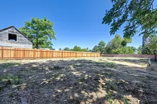 4271 Soledad Ave, Sacramento, CA 95820 - Photo 35