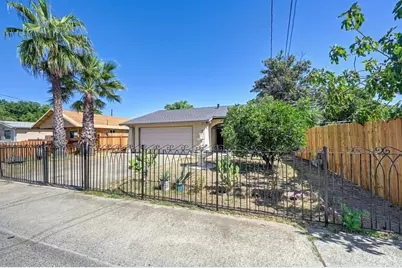 4271 Soledad Avenue, Sacramento, CA 95820 - Photo 7