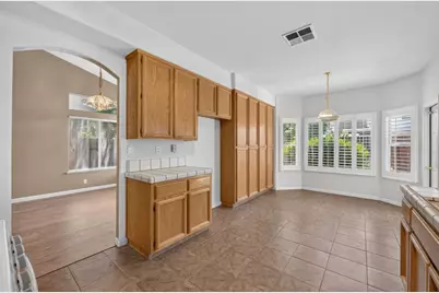 8964 Panamint Court, Elk Grove, CA 95624 - Photo 15