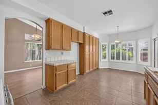 8964 Panamint Ct, Elk Grove, CA 95624 - Photo 15
