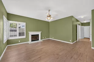 8964 Panamint Ct, Elk Grove, CA 95624 - Photo 9
