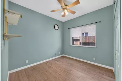8964 Panamint Court, Elk Grove, CA 95624 - Photo 17