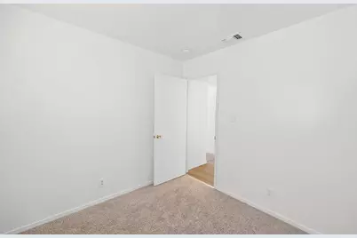 6630 38th Avenue, Sacramento, CA 95824 - Photo 15
