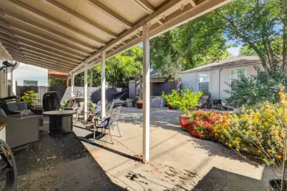 2814 37th Street, Sacramento, CA 95817 - Photo 39