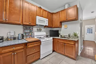 2814 37th St, Sacramento, CA 95817 - Photo 29