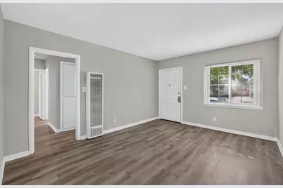 2814 37th Street, Sacramento, CA 95817 - Photo 7