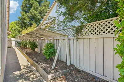 5202 Green Grove Lane, Roseville, CA 95747 - Photo 31