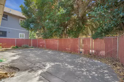614 W Poplar Street, Stockton, CA 95203 - Photo 27