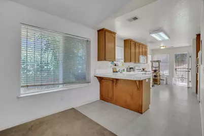 614 W Poplar Street, Stockton, CA 95203 - Photo 7
