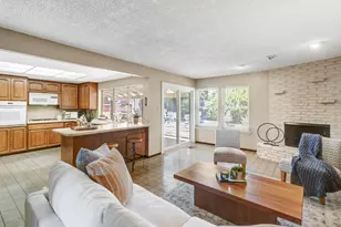 6825 Westmore Way, Carmichael, CA 95608 - Photo 9