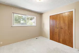 6825 Westmore Way, Carmichael, CA 95608 - Photo 19