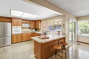 6825 Westmore Way, Carmichael, CA 95608 - Photo 11