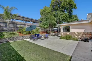 1308 Champion Oaks Dr, Roseville, CA 95661 - Photo 27