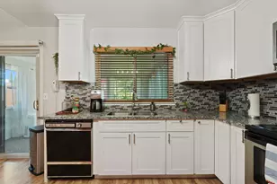 7927 Deer Creek Dr, Sacramento, CA 95823 - Photo 13