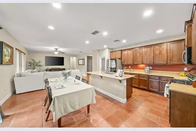 9808 Kugler Way, Elk Grove, CA 95757 - Photo 19